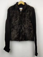 Buy online pre-used pre-loved 100% authentic & Original branded Marks & Spencer (LS-7781) available in Pakistan. Top international brands avilable.